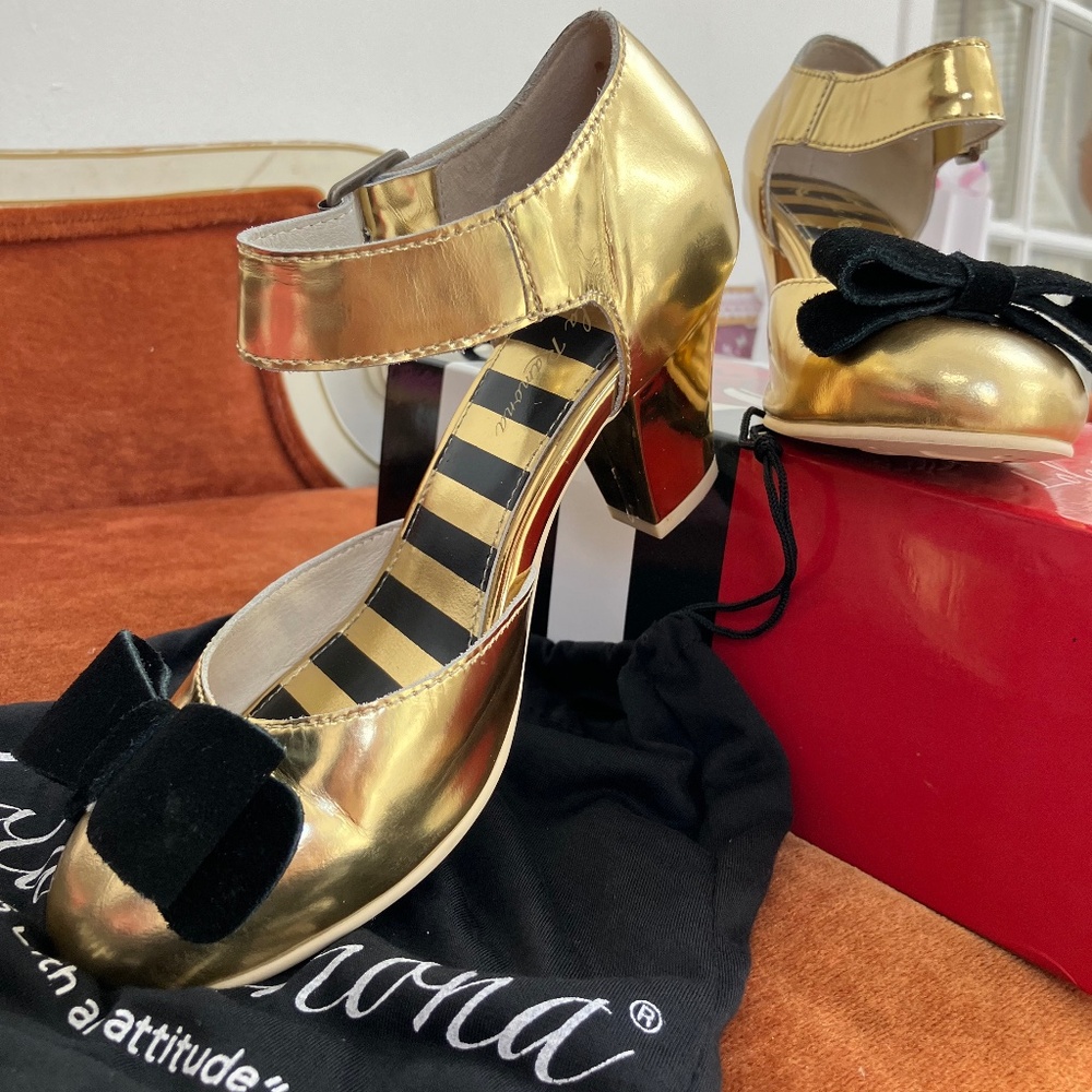 Lola Ramona Gold mirror/black leather heals
